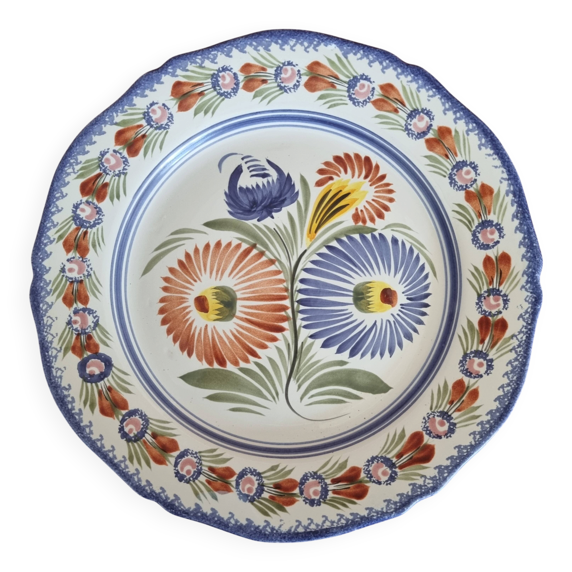 Decorative plate in Breton faience Henriot Quimper