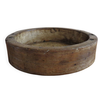 Antique 19th Century Large English Elm Wooden Straight Sided Dairy Wash Bow