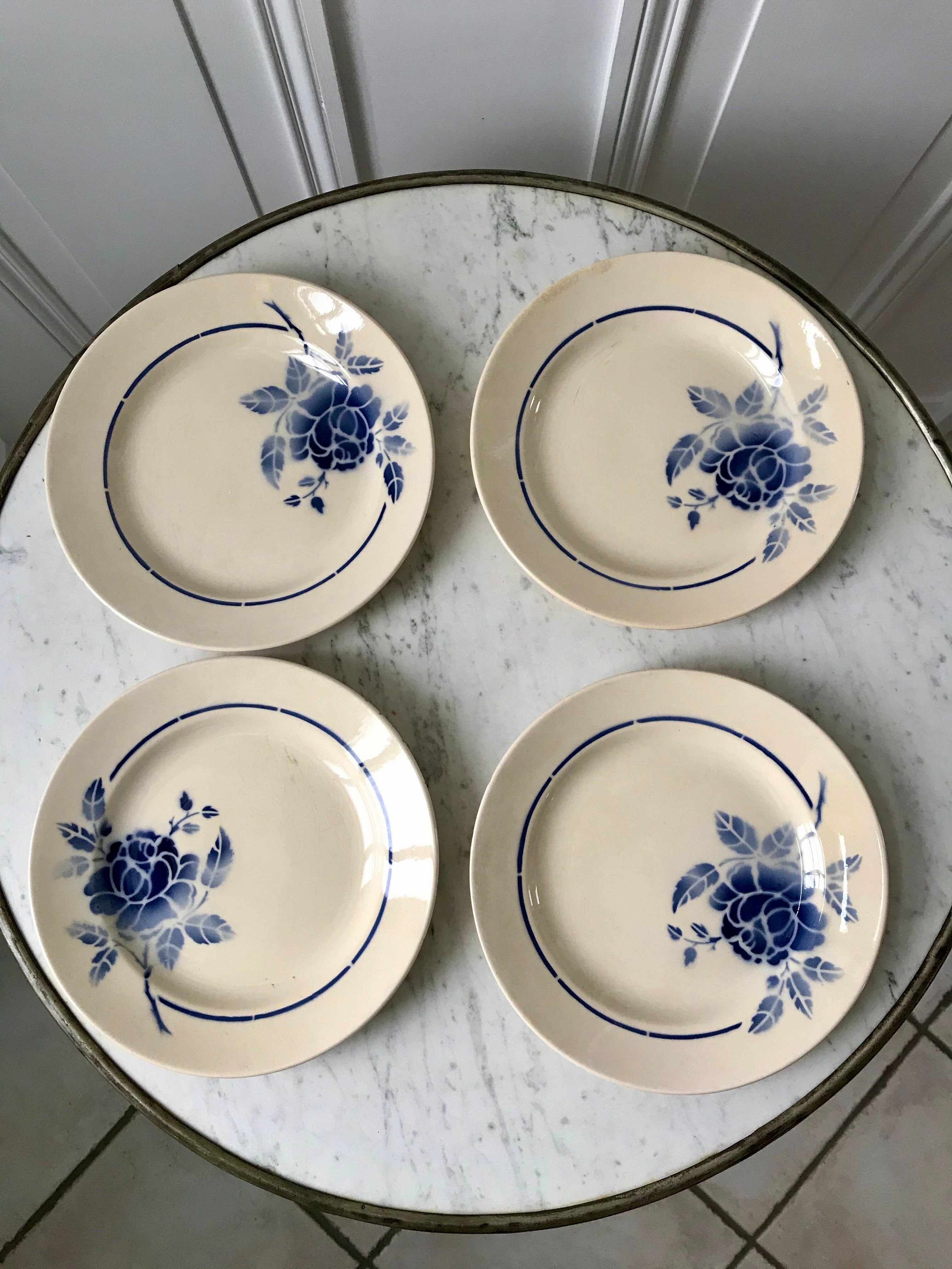 set of 4 dessert plates blue flowers Saint-Amand years 30-40