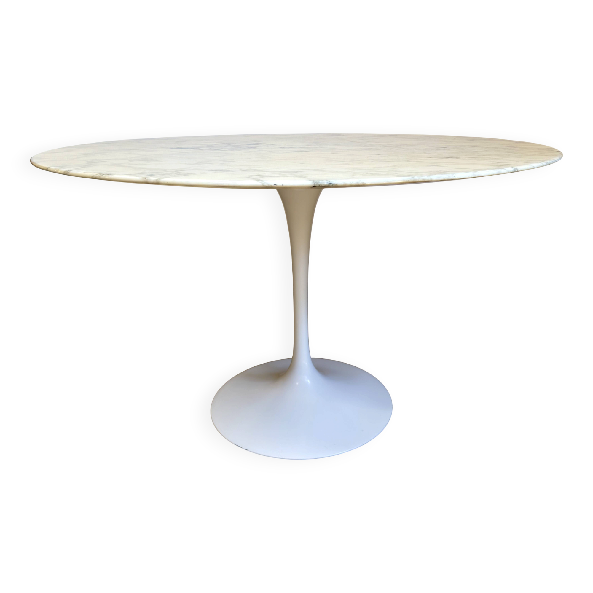 Tulip Knoll International Table by Eero Saarinen – Round marble top