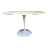 Tulip Knoll International Table by Eero Saarinen – Round marble top