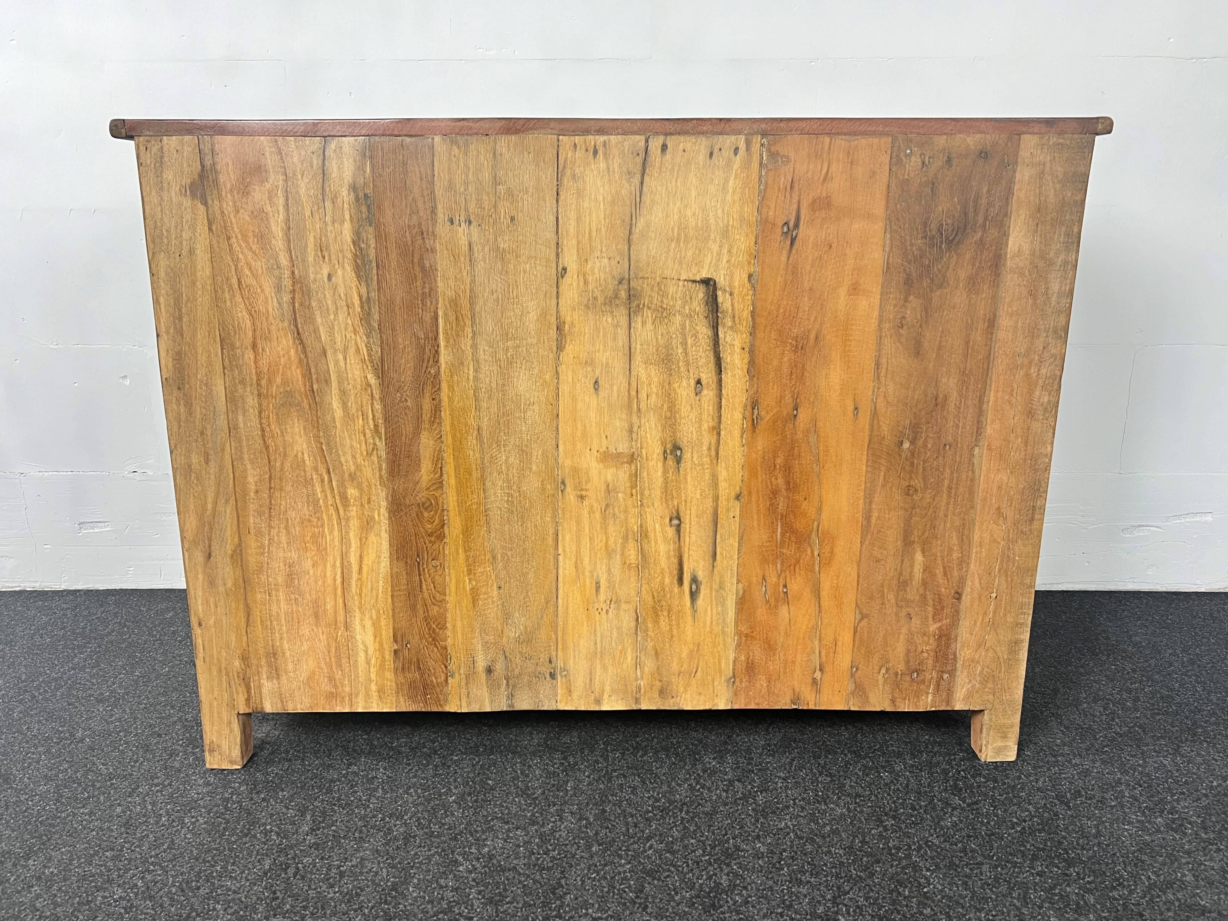 Antique wooden chest of drawers