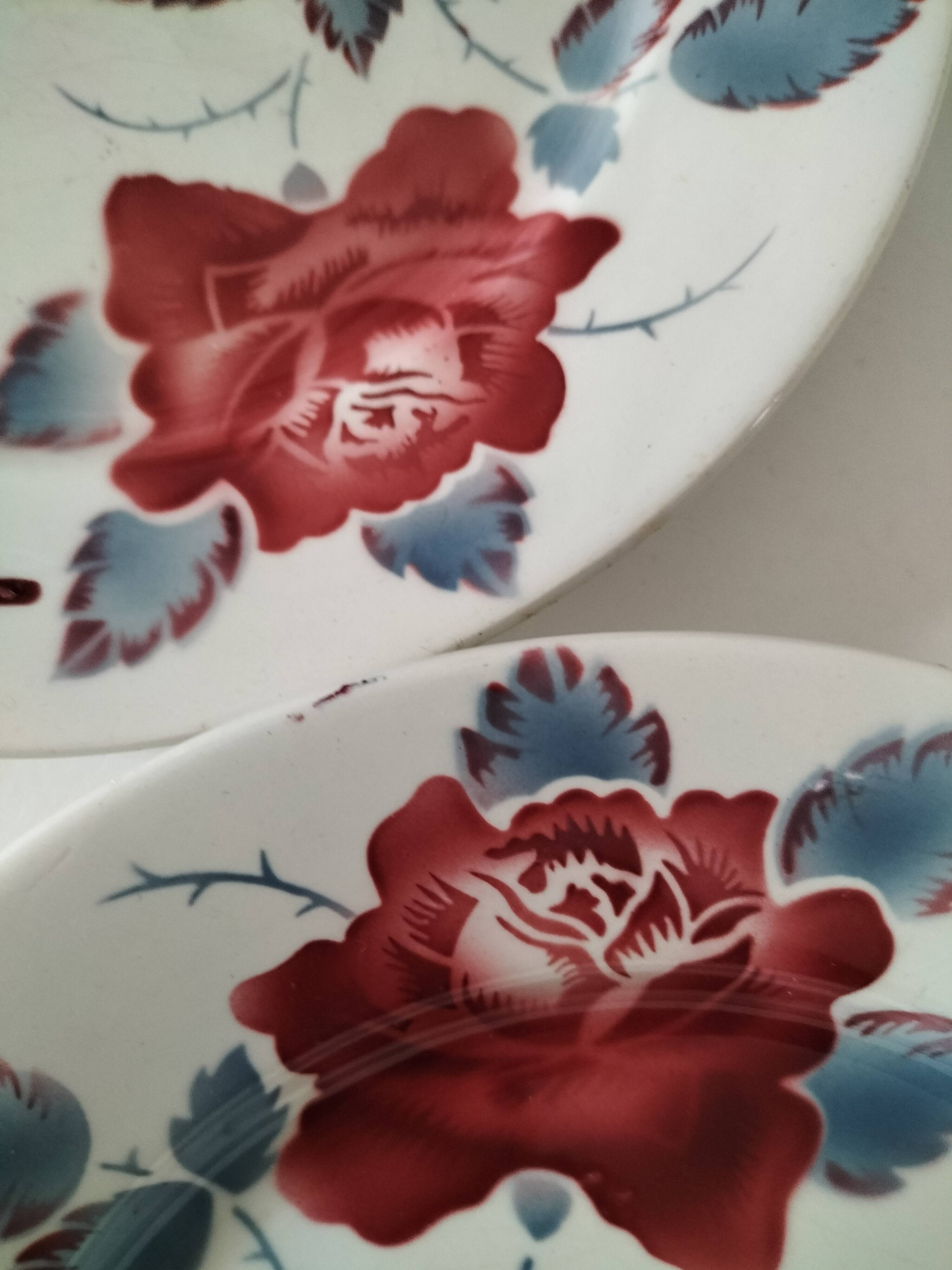6 Digoin Sarreguemines Sobral plates in raspberry and grey-blue.