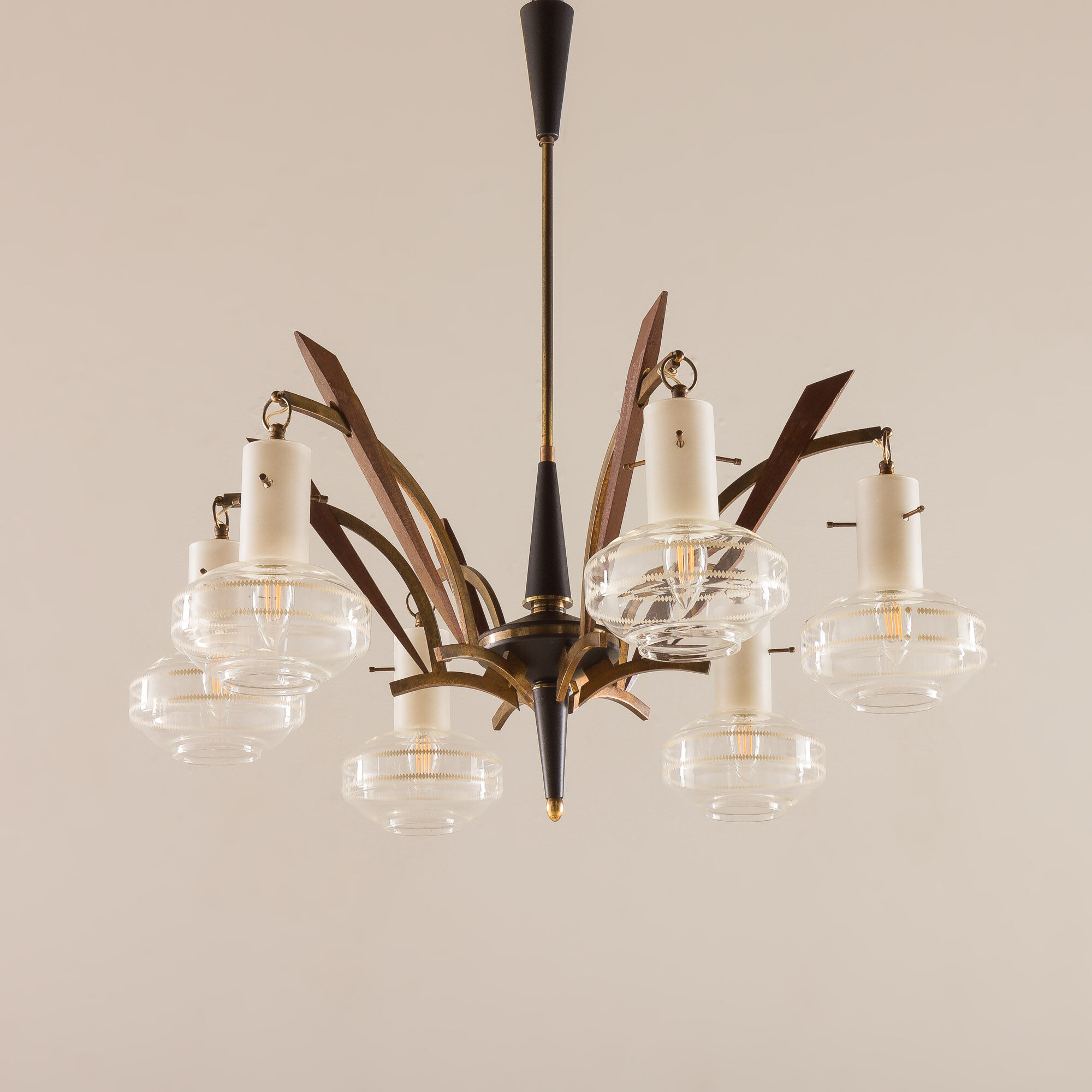 Italian mid-century Murano glass and teak chandelier attributed to Stilnovo, 1960s