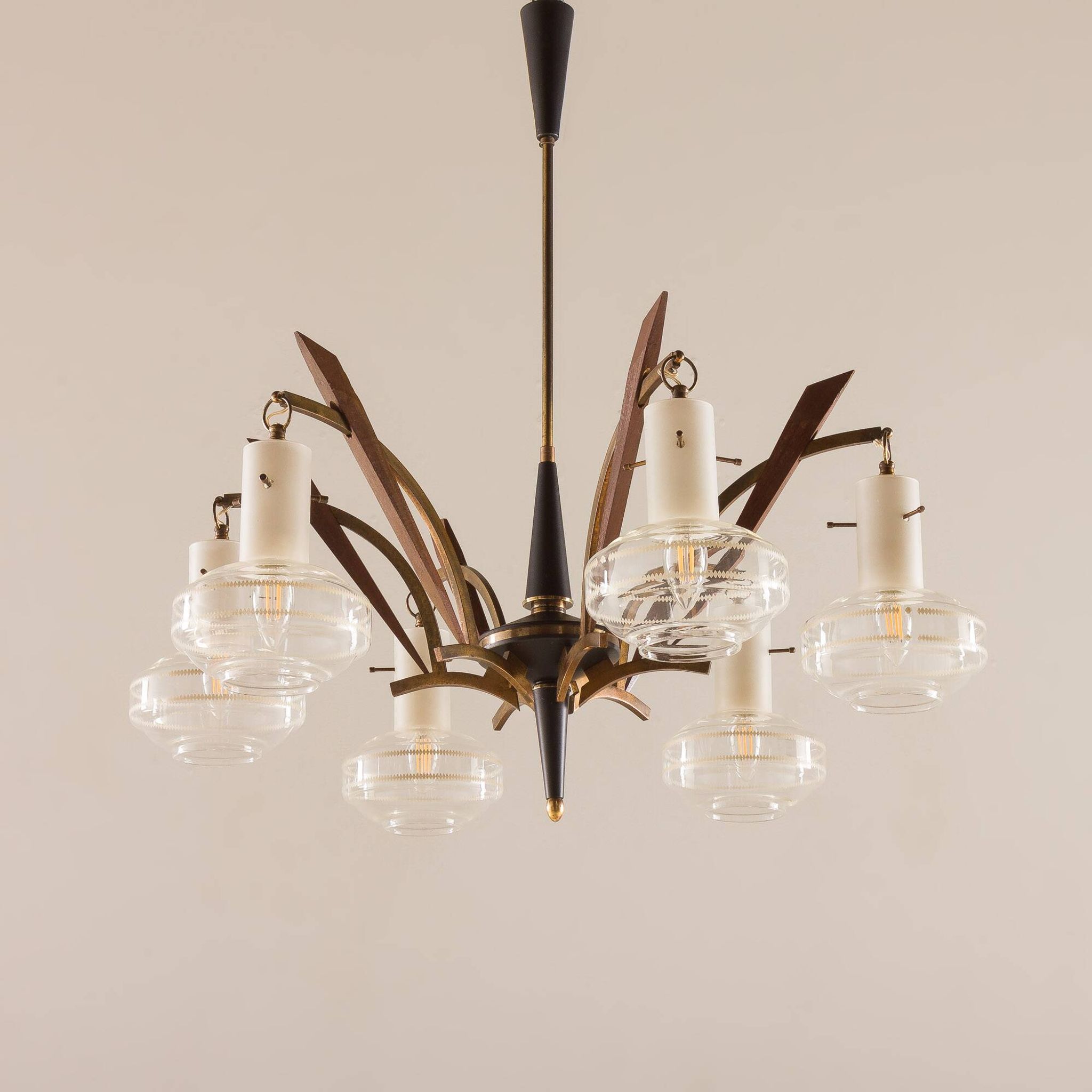 Italian mid-century Murano glass and teak chandelier attributed to Stilnovo, 1960s