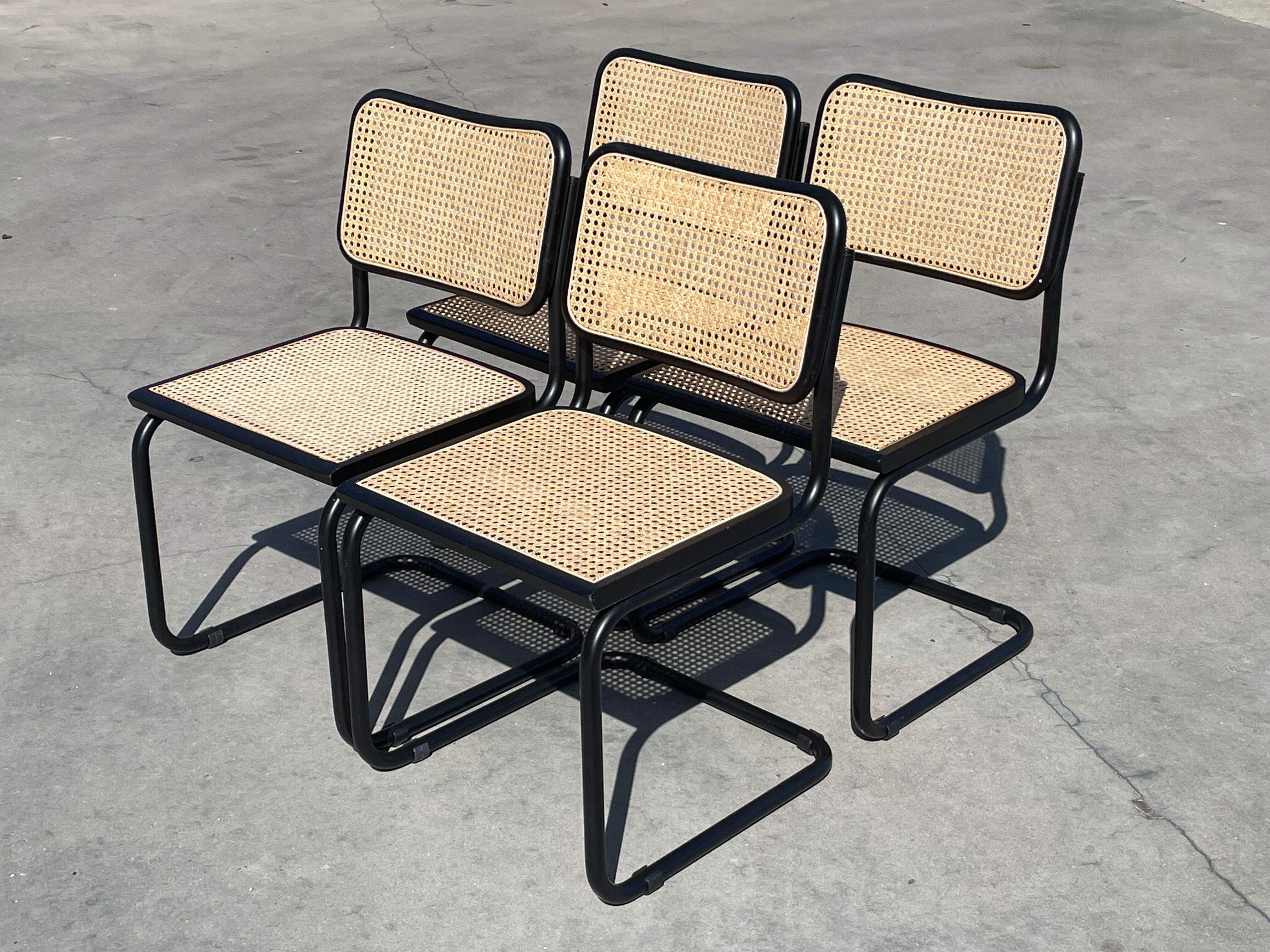 Cesca design chair b32 model in black set of four