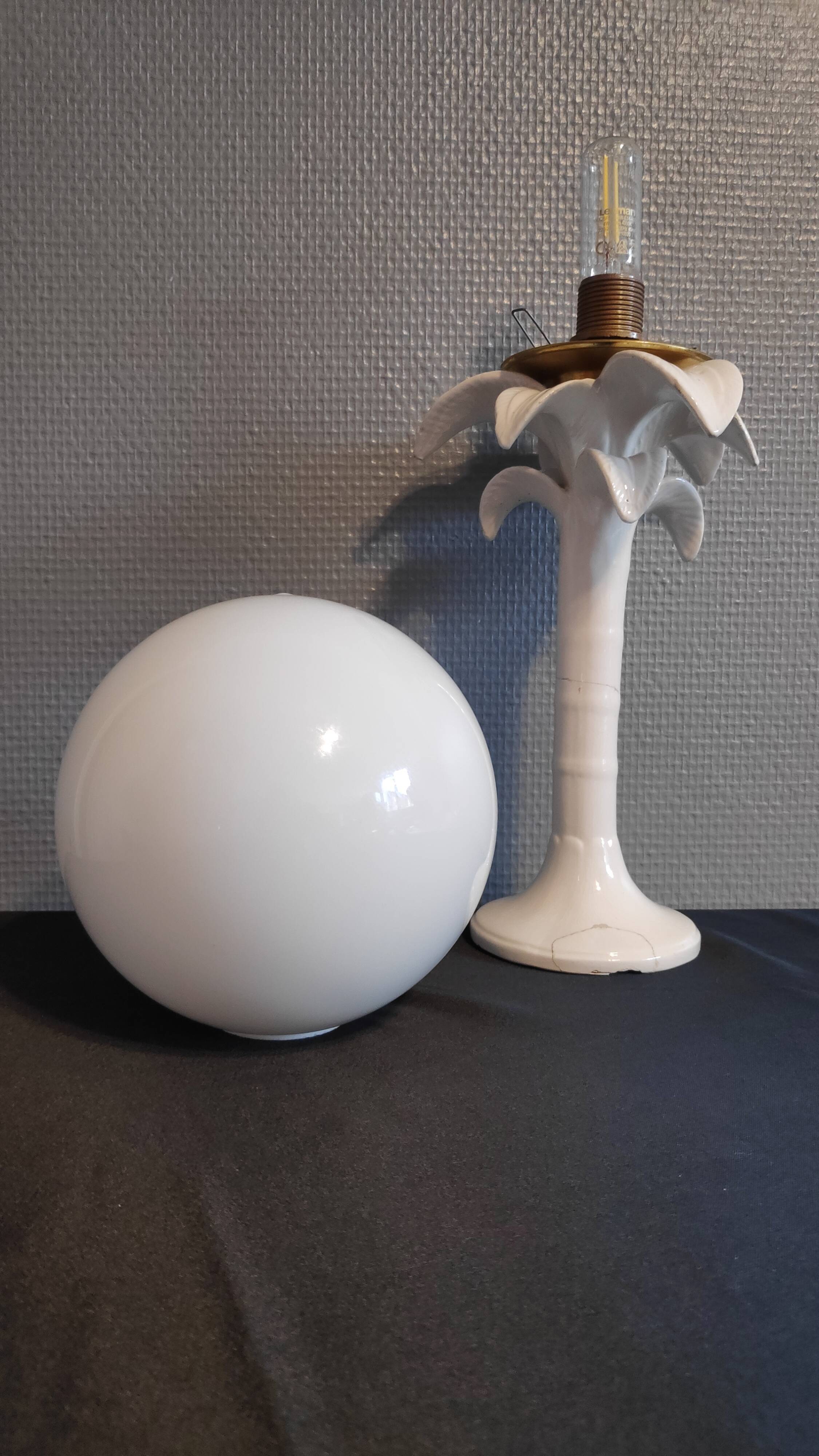 Italian white ceramic palm lamp and opaline globe