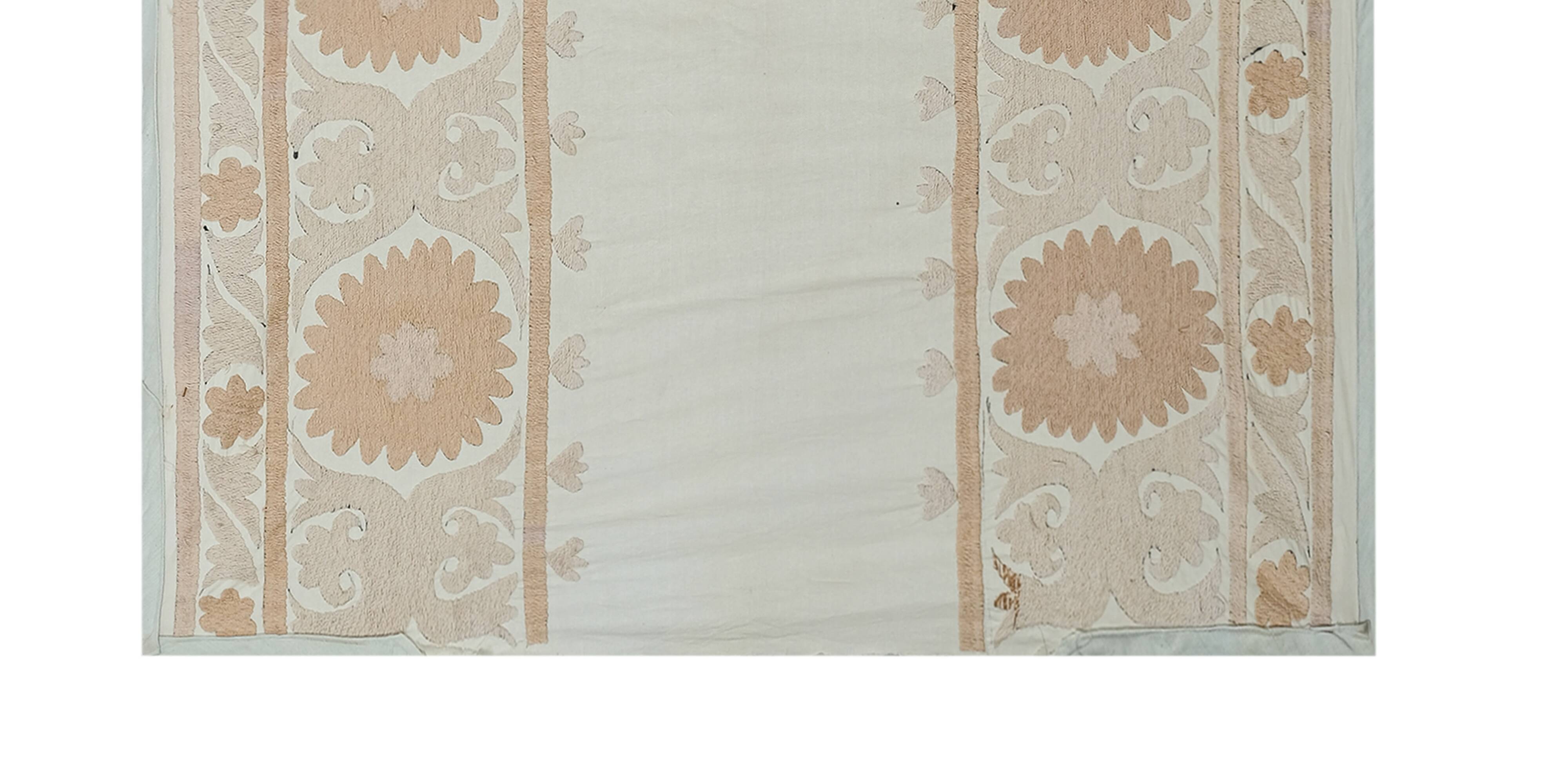 Hand knotted rug, vintage Turkish rug 108x127 cm