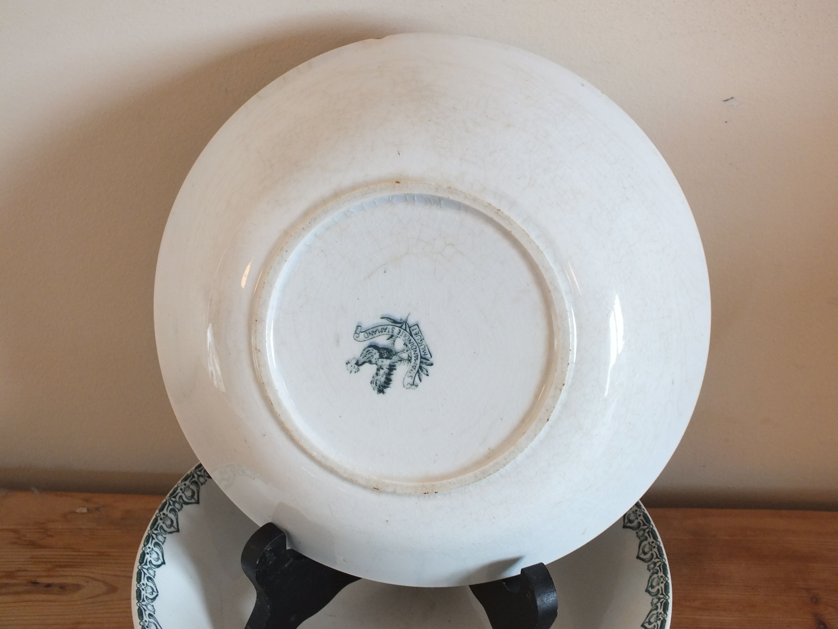 3 plates caps in Terre de Fer Saint Amand service Lily of the valley