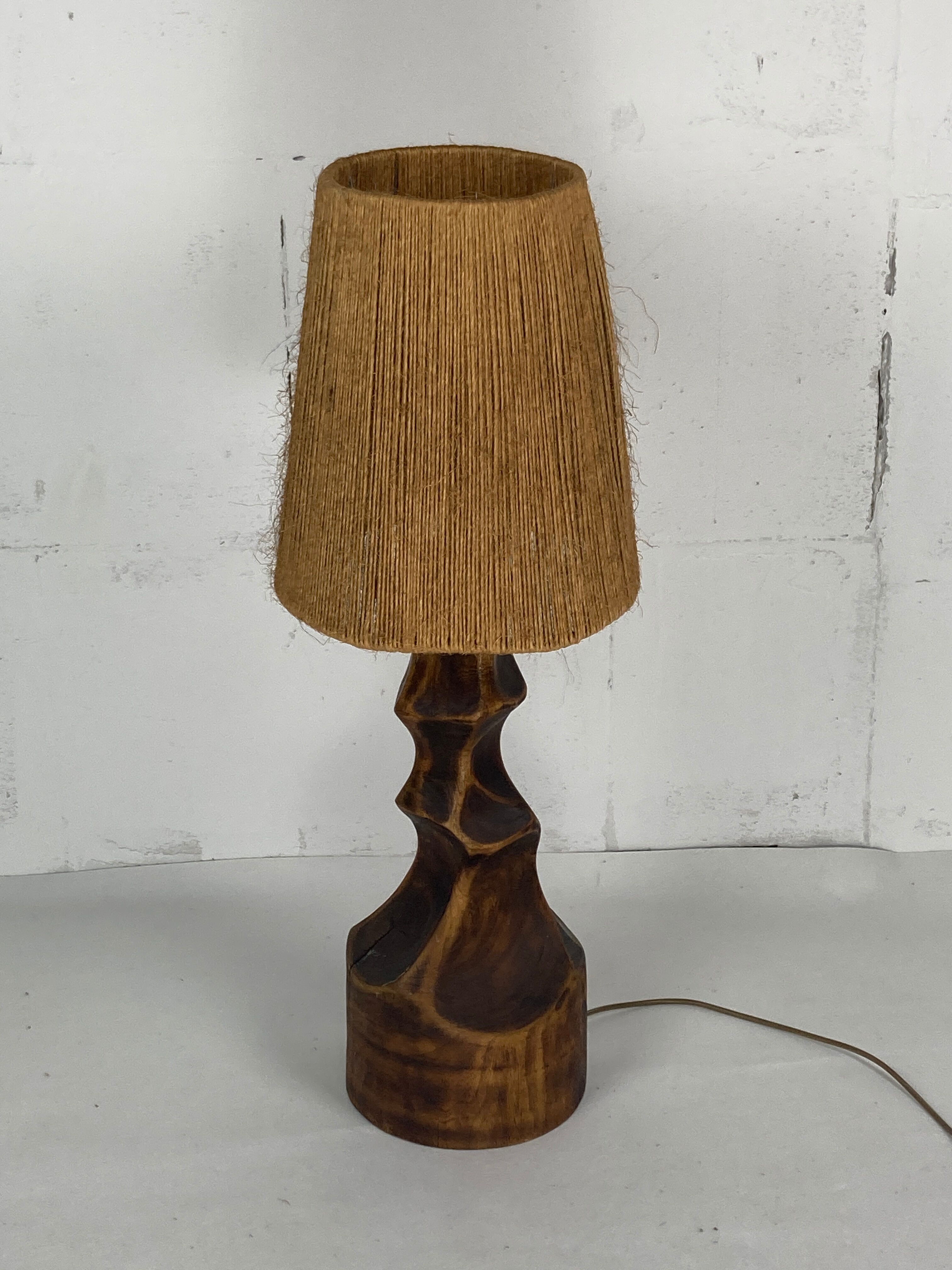 Lampe de table hollandaise brutaliste avec abat-jour en sisal, années 1960