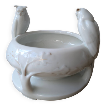 Porcelain cup