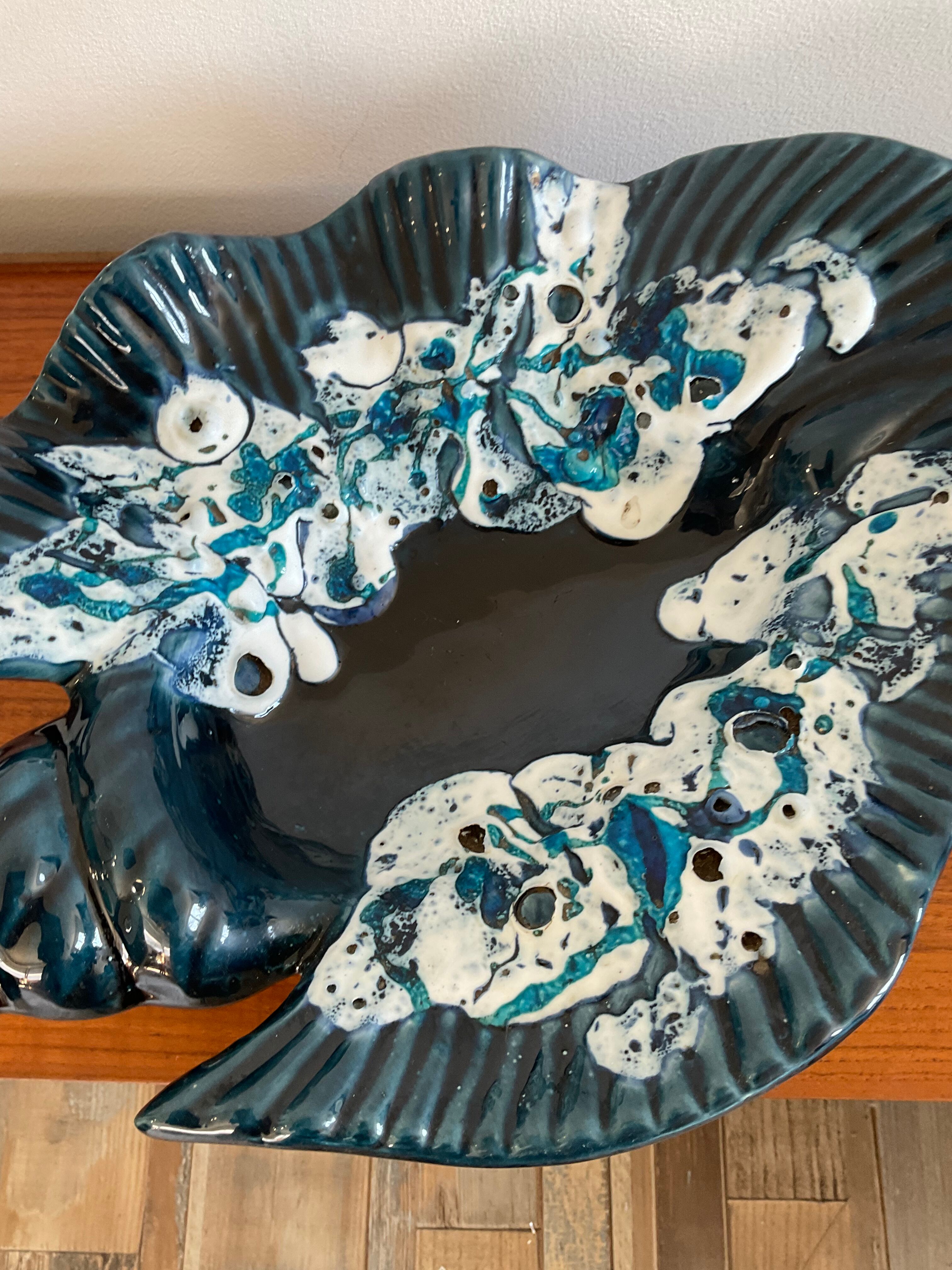 Void pocket vintage shell cut glazed ceramic