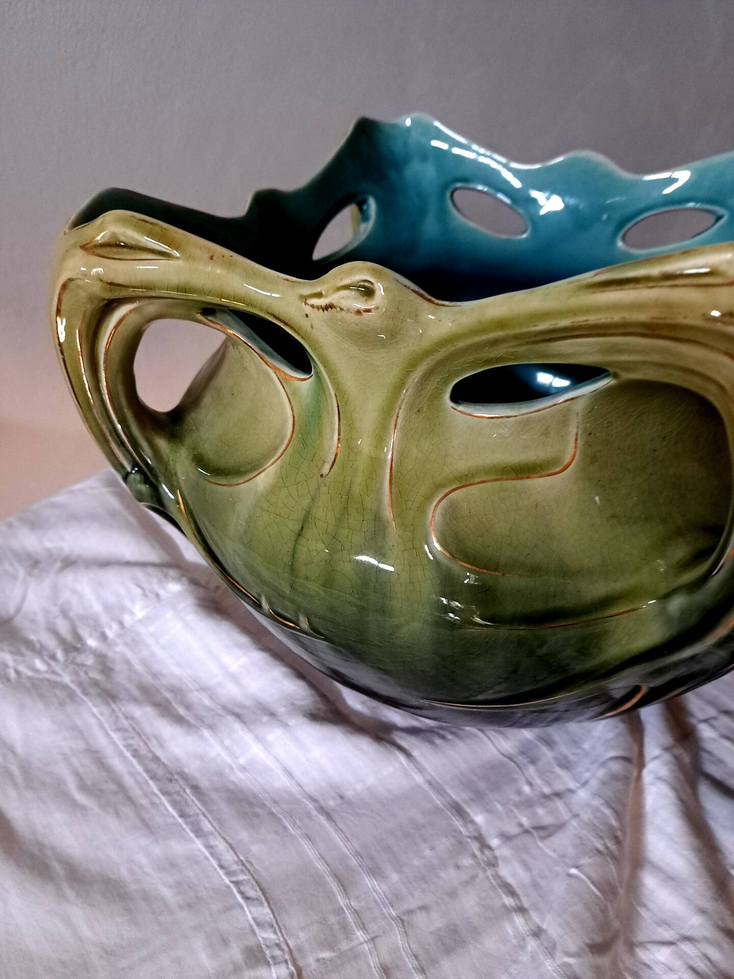 Vase,caché-poten faïence. Hector Guimard.