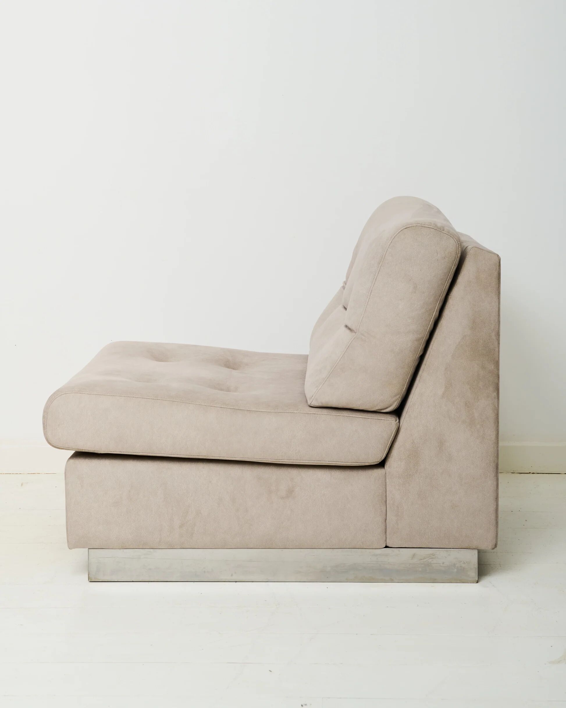Chauffeuse grise, Jacques Charpentier, Roche Bobois, années 1970