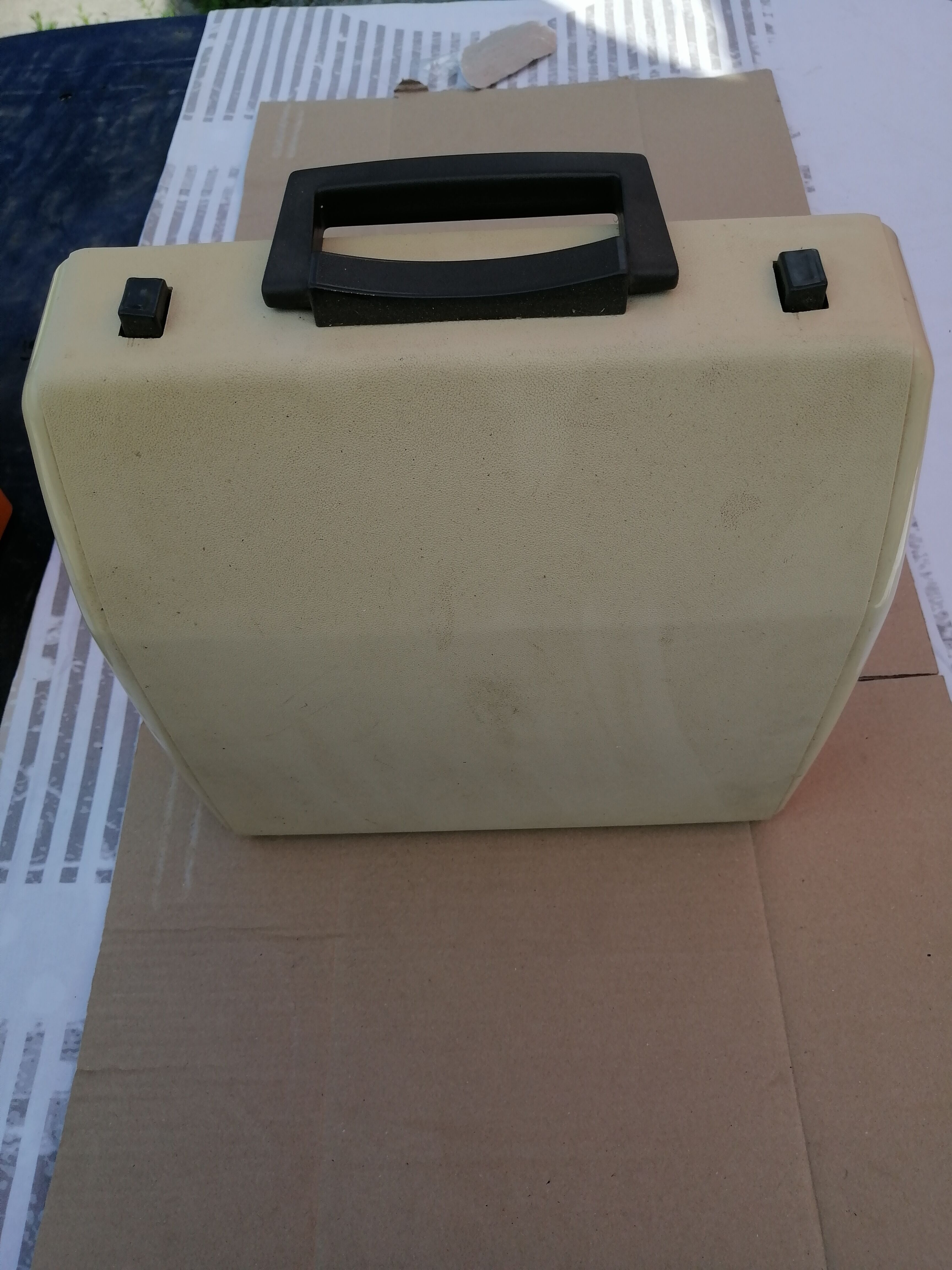 Portable writing machine japy year 1970 model l 72