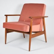 Pink velvet armchair, designer M. Zielinski, 1960s, Poland