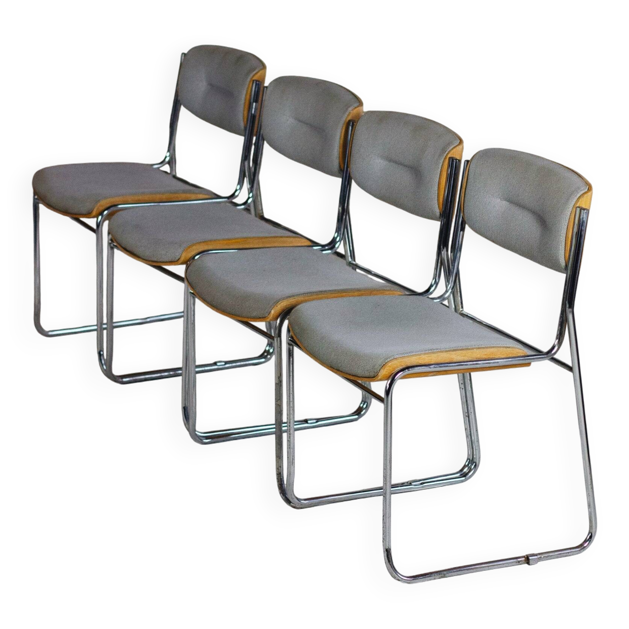 4 conference chairs from La Sorbonne, 1970