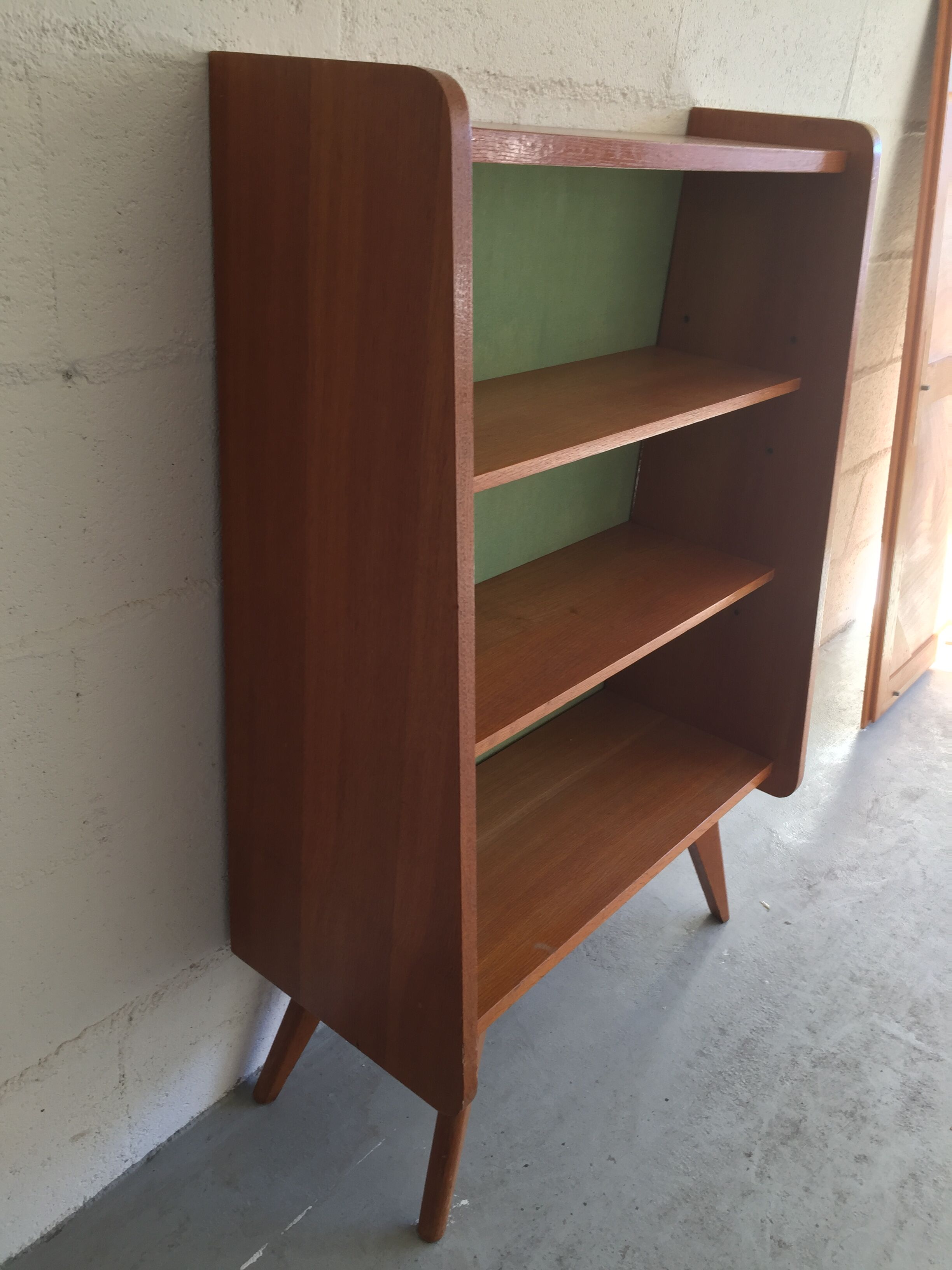 Bibliothèque vintage