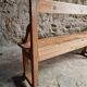 Grand banc ancien en bois avec dossier – fin XIXe siècle, pin et chêne