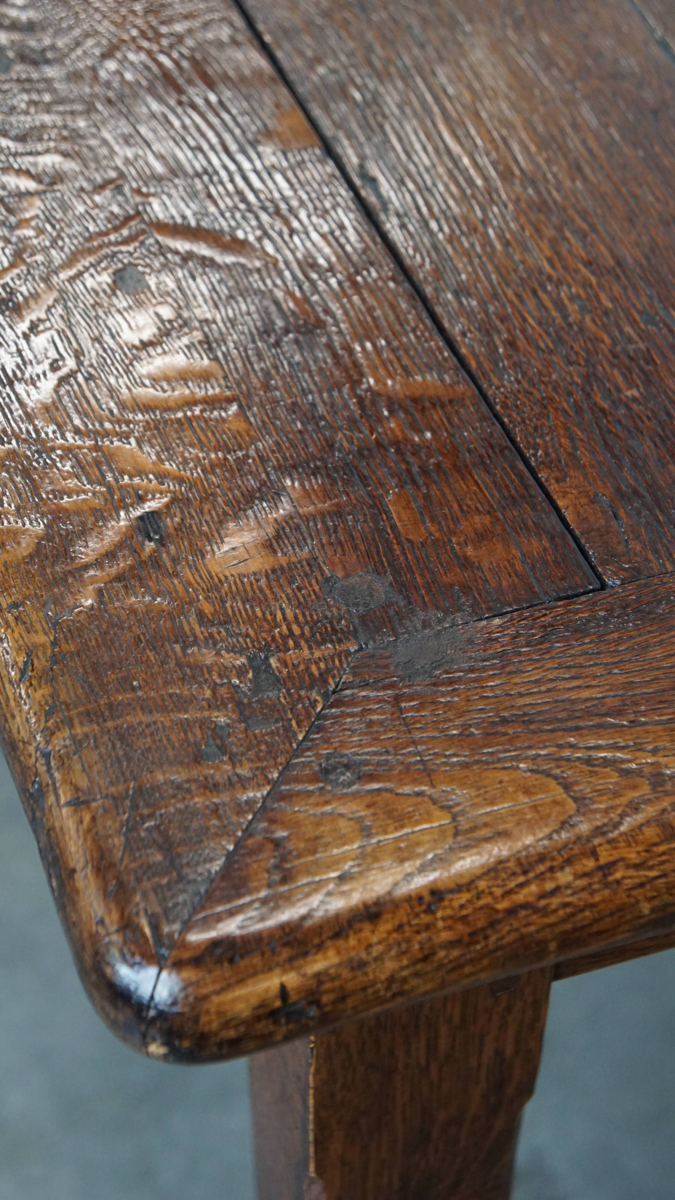 Grande table à manger ancienne en chêne anglais du début du XIXe siècle