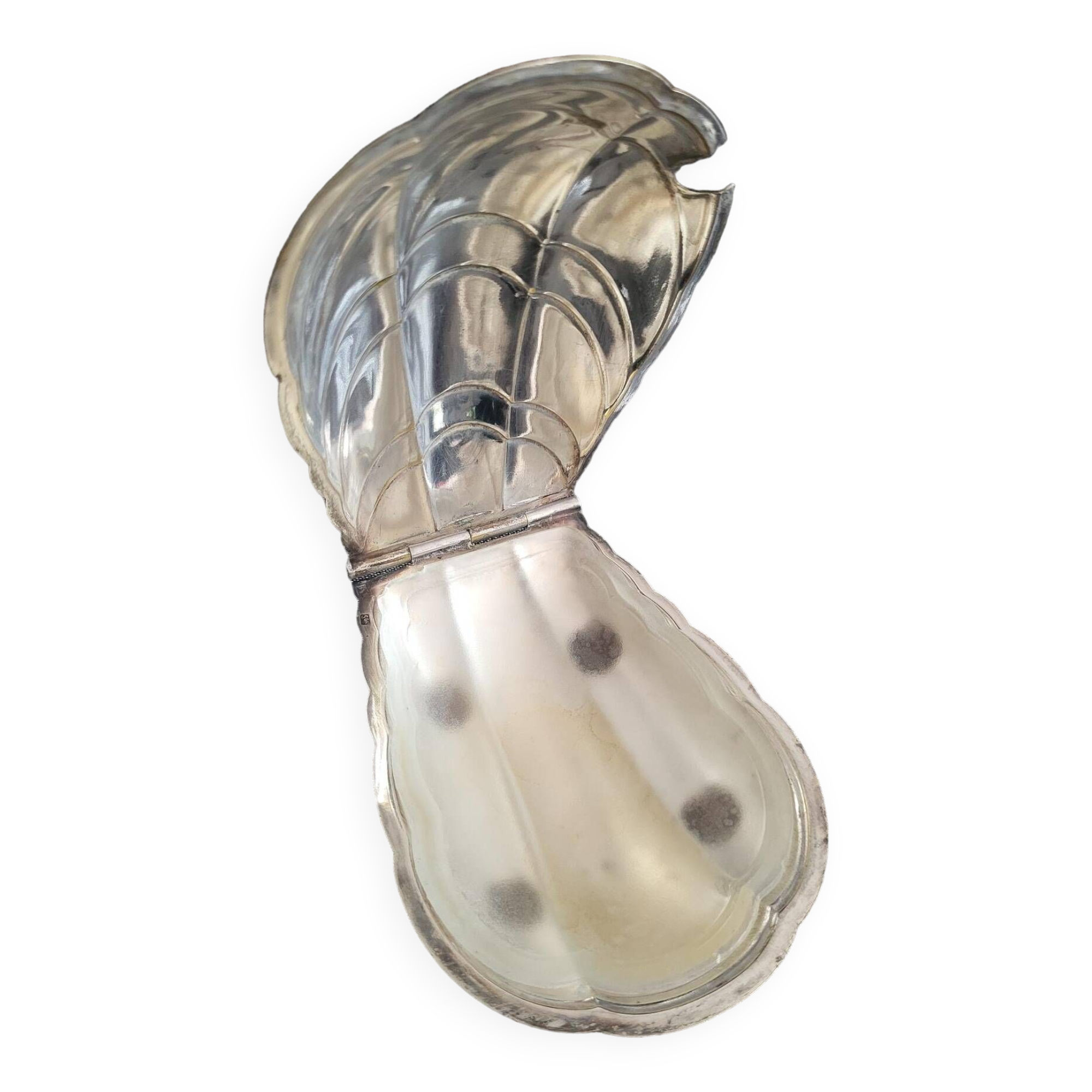 Saleron en forme d'huitre métal argenté