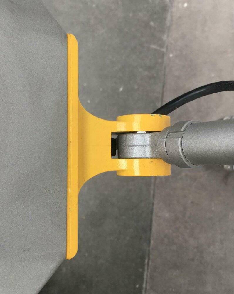 Vintage Italian wall lamp Lingotto by Renzo Piano for Iguzzini