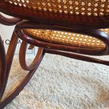 Rocking flesh curved wood and sitting in Art Deco cannage style