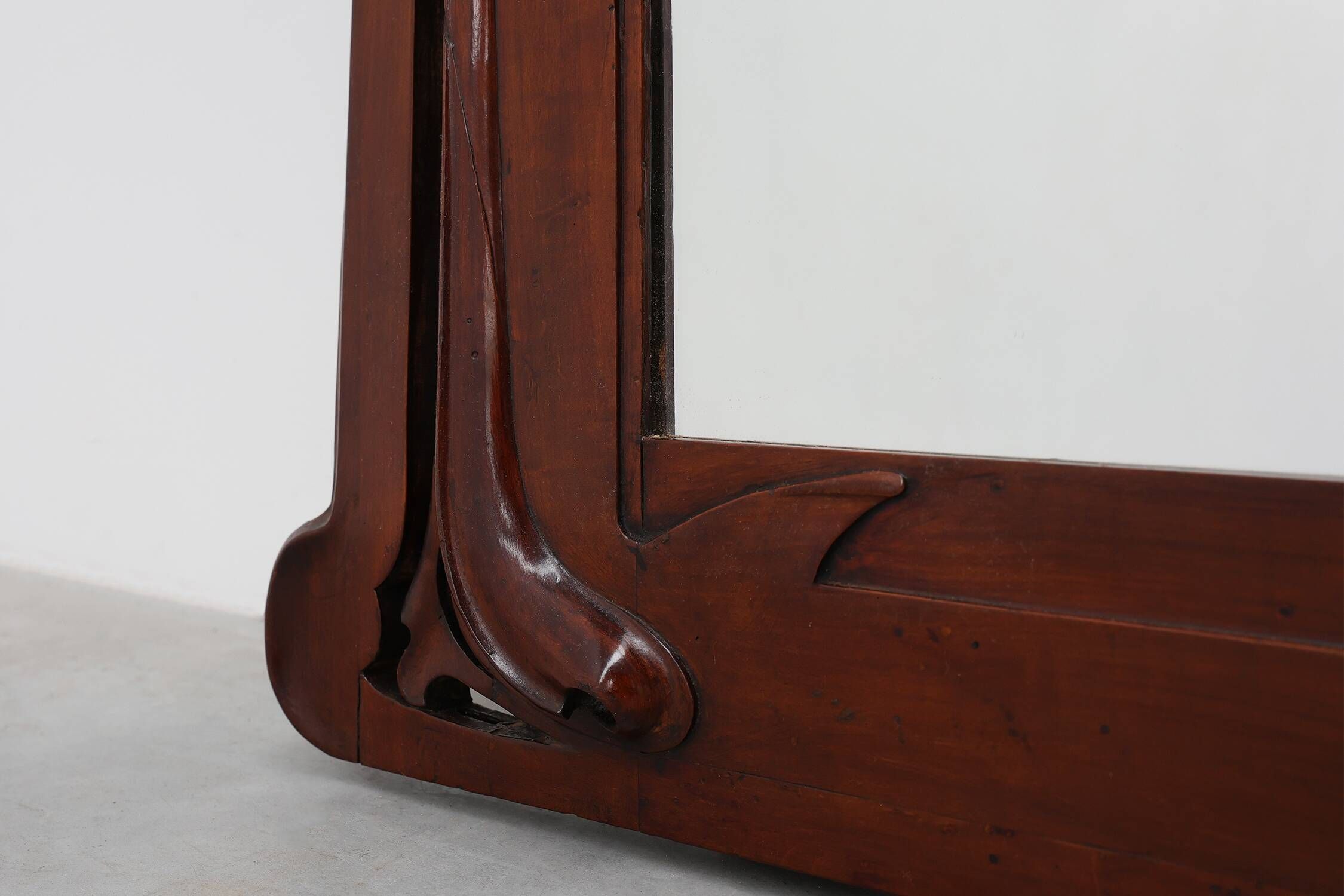 Large carved Art Nouveau Mirror Belgium, ca. 1900