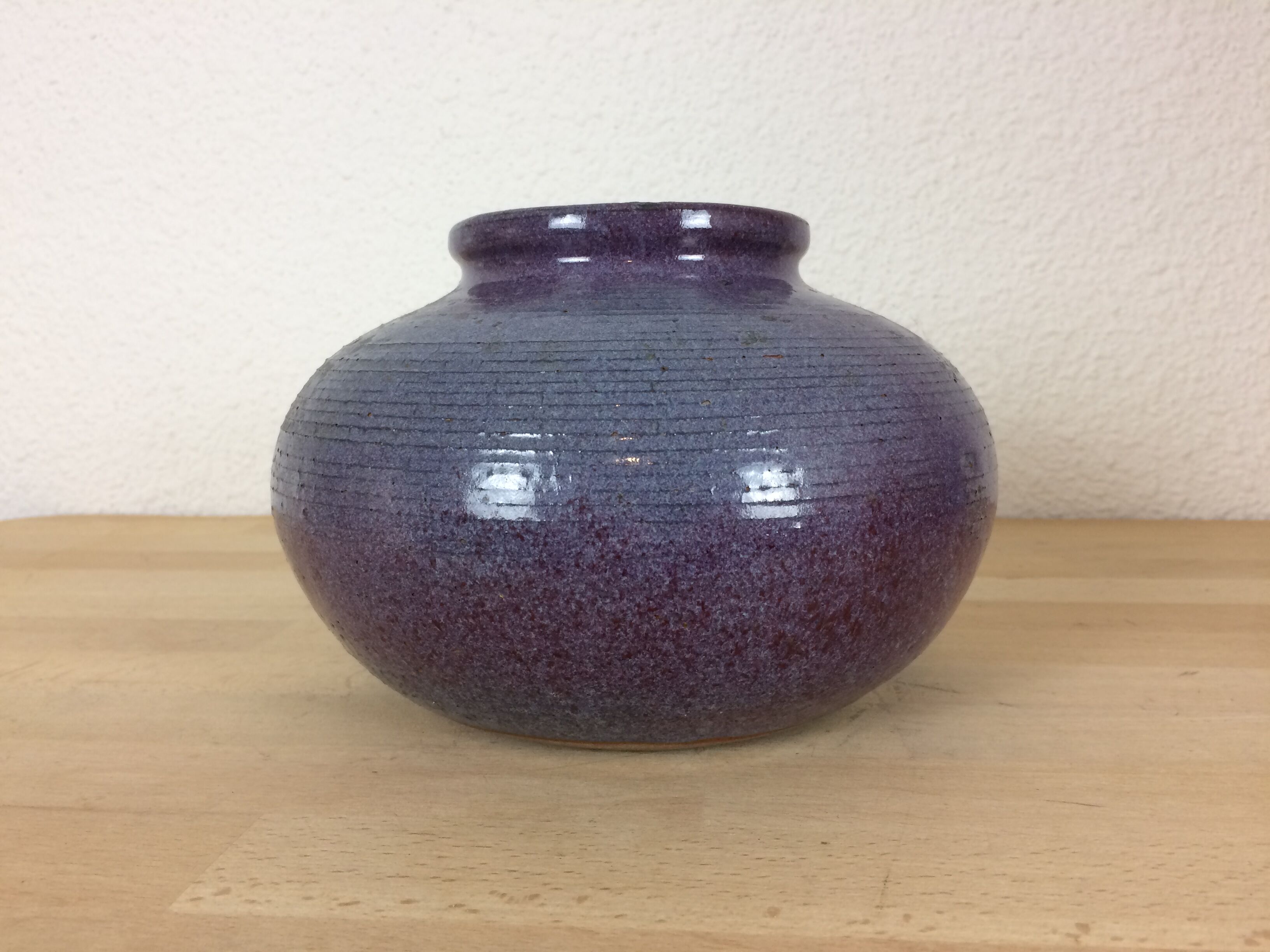 Vase purple ceramic ball
