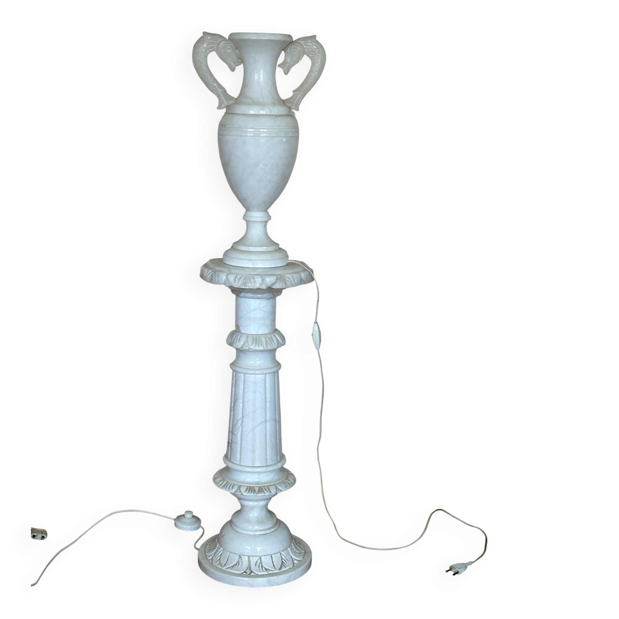 Alabaster column and its luminous basin