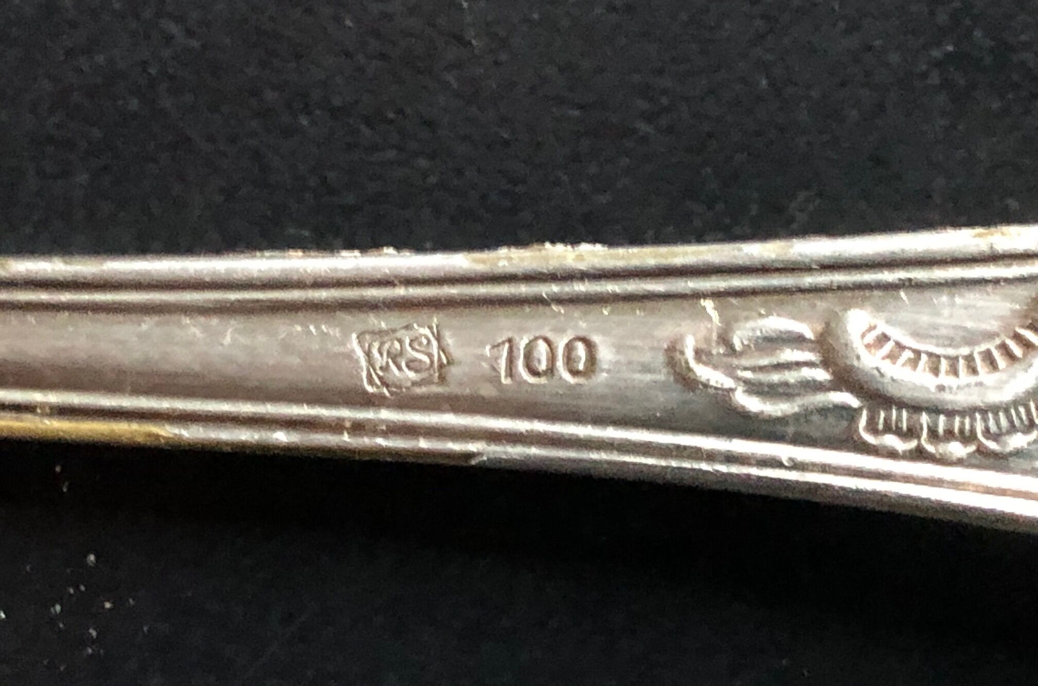 Silver metal cake shovel