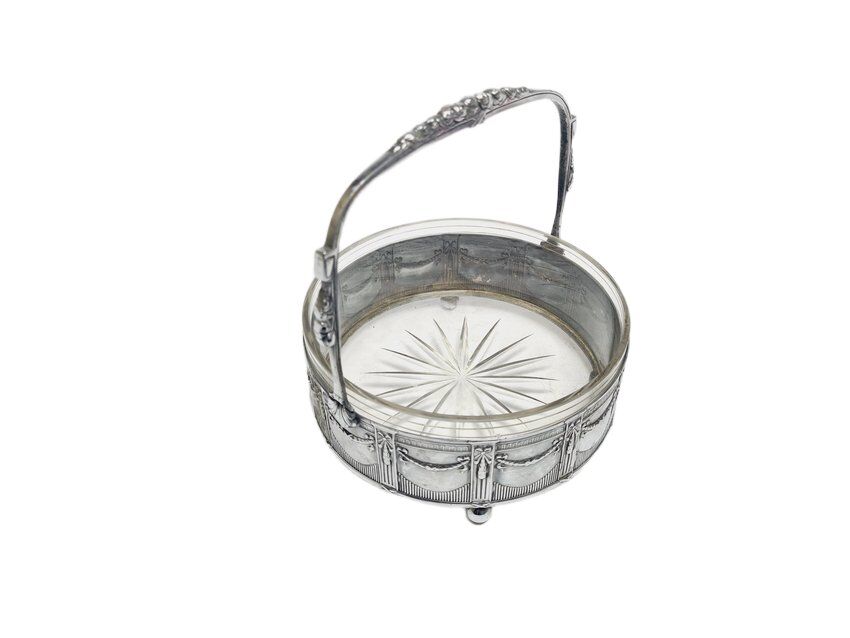 Antique Art Nouveau fruit basket, 1900s