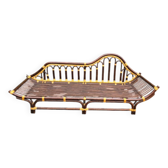 Rattan daybed