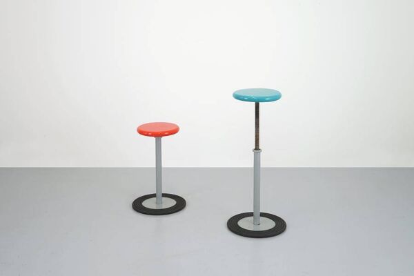 Tabouret Spring de Toshiyuki Kita édition Tribu edition circa 1980