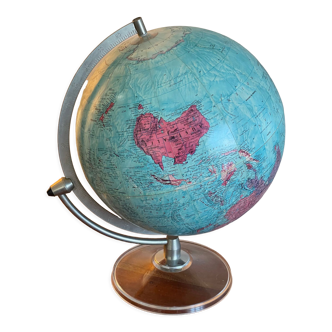 Scanglobe embossed globe