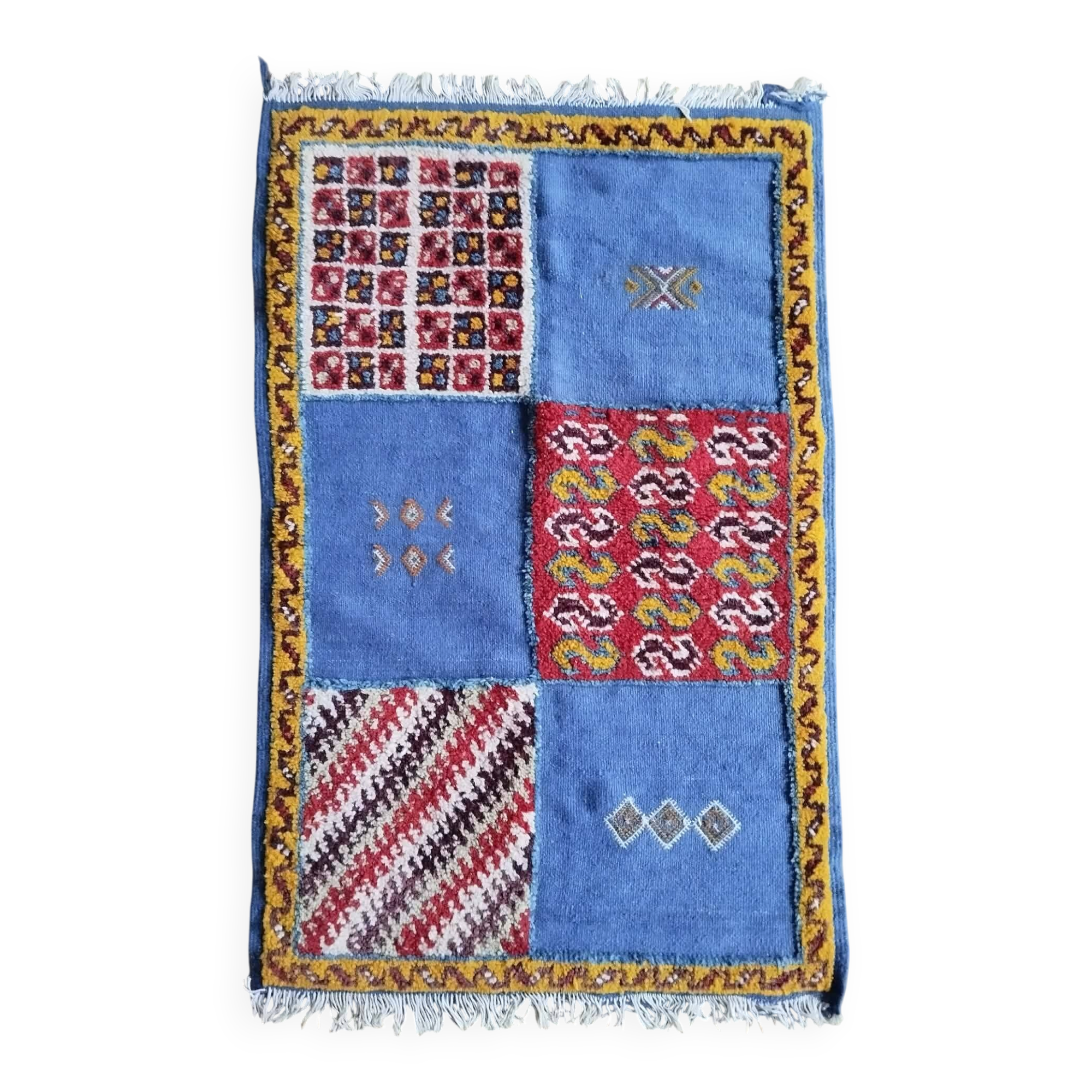 Handmade Berber Kilim Taznakht 108x70cm