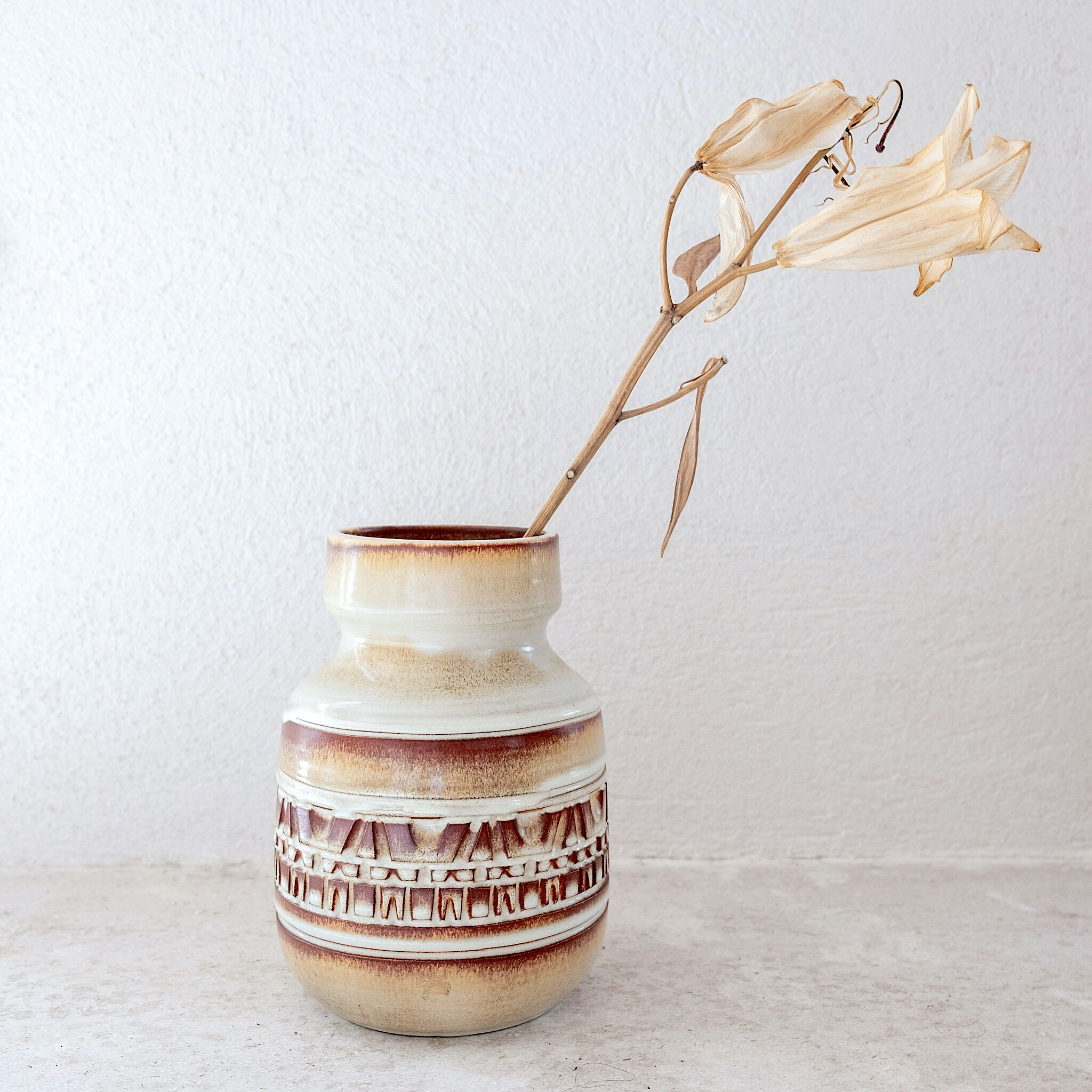 Ceramic vase signed Bessone