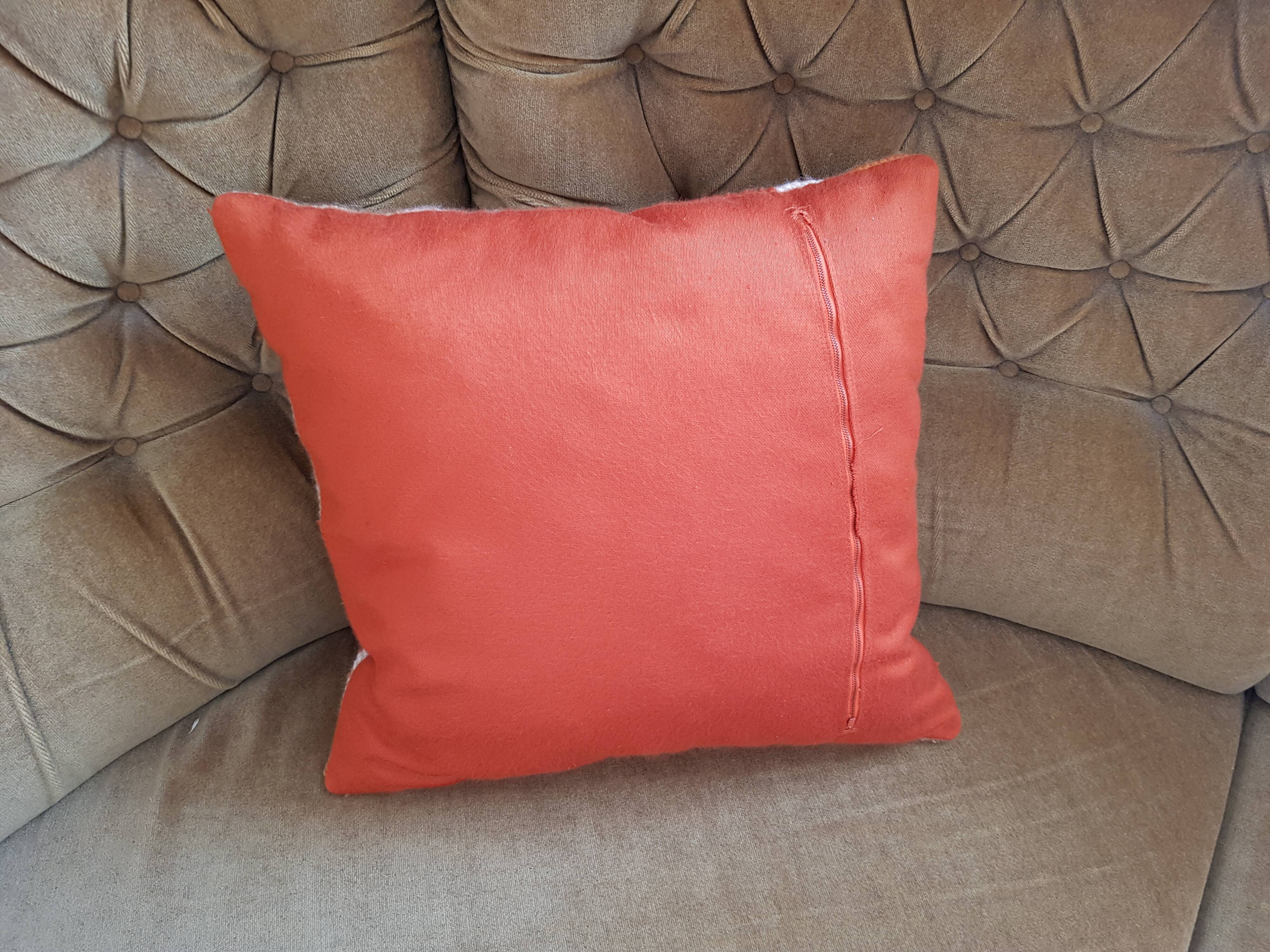 Canvas cushion