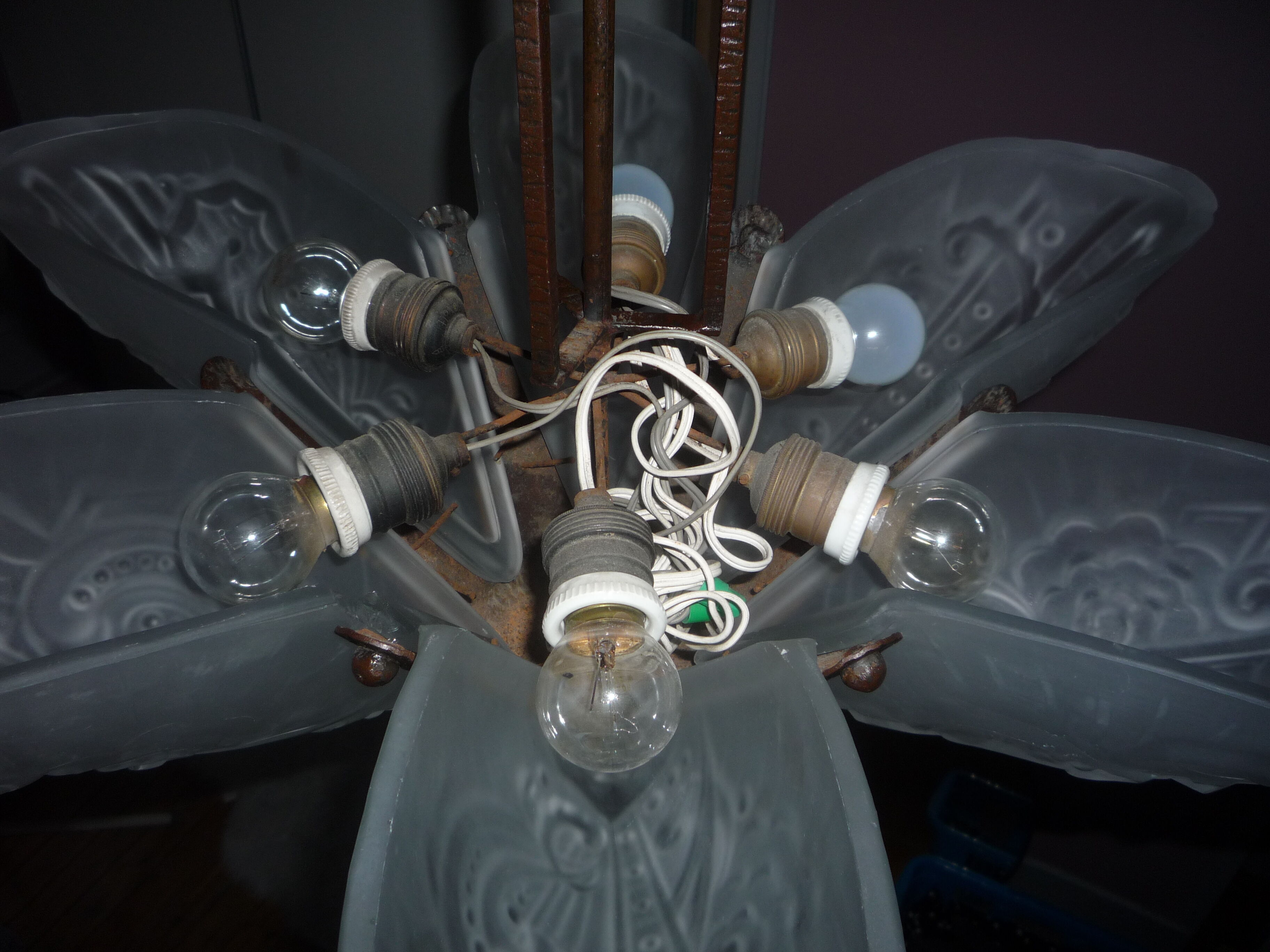 Art deco chandelier circa 1920 - 1930