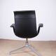 Fauteuil Danois en Cuir et Acier chromé, modèle FK 6725 ou « Tulip chair » par Preben Fabricius .