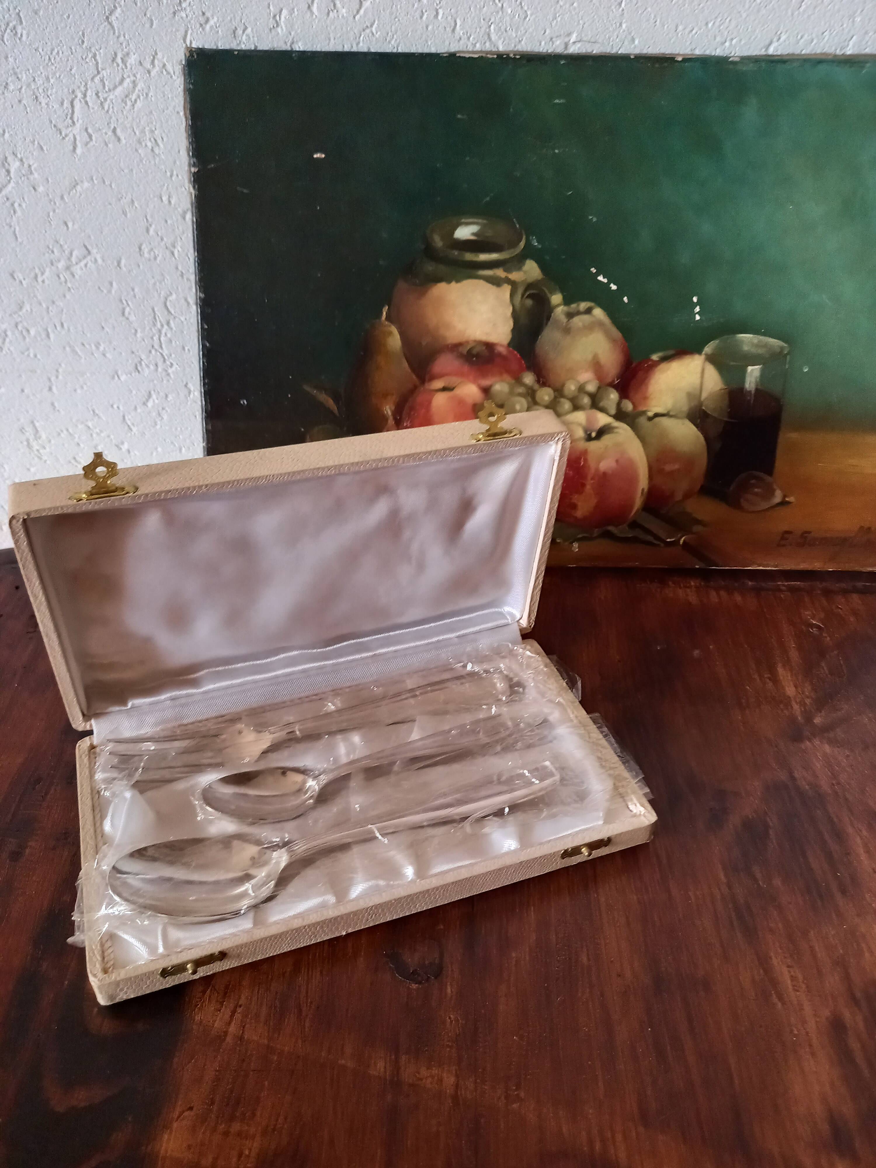 Trio of silver metal cutlery