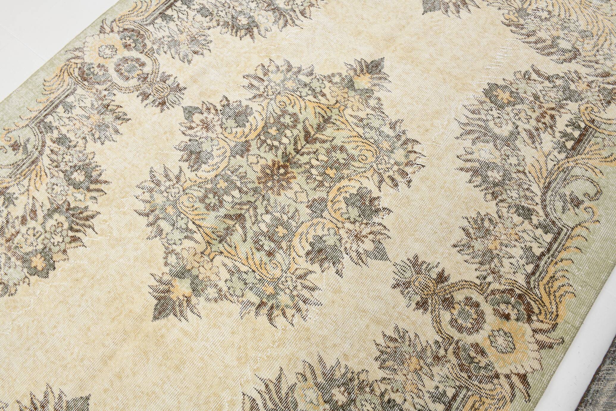 Light Green & Beige Handmade Wool Vintage Rug, 173x262 Cm