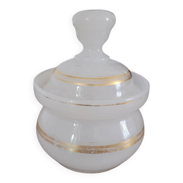 Pot avec couvercle en opaline