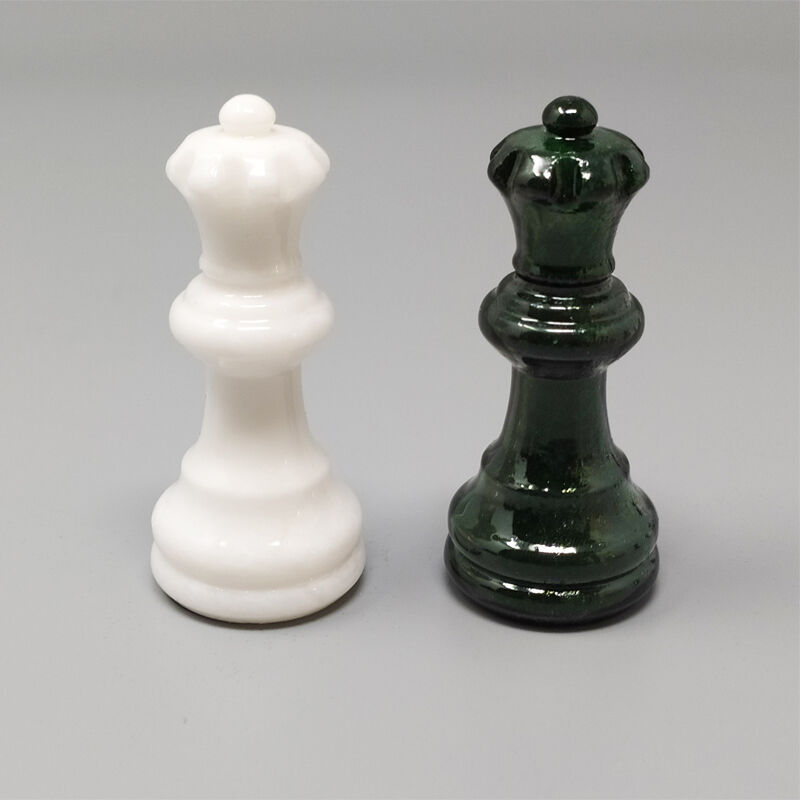 Chess set in volterra alabaster handmade made in italy