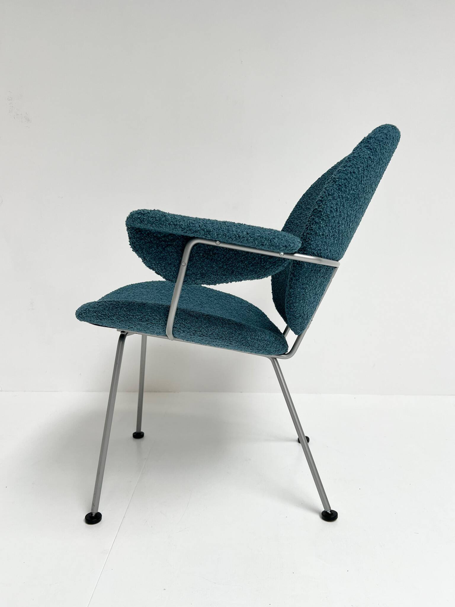 Reupholstered Trienale armchair by Willem Gispen for Kembo Rhenen