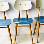 Chaises de salle à manger par TON