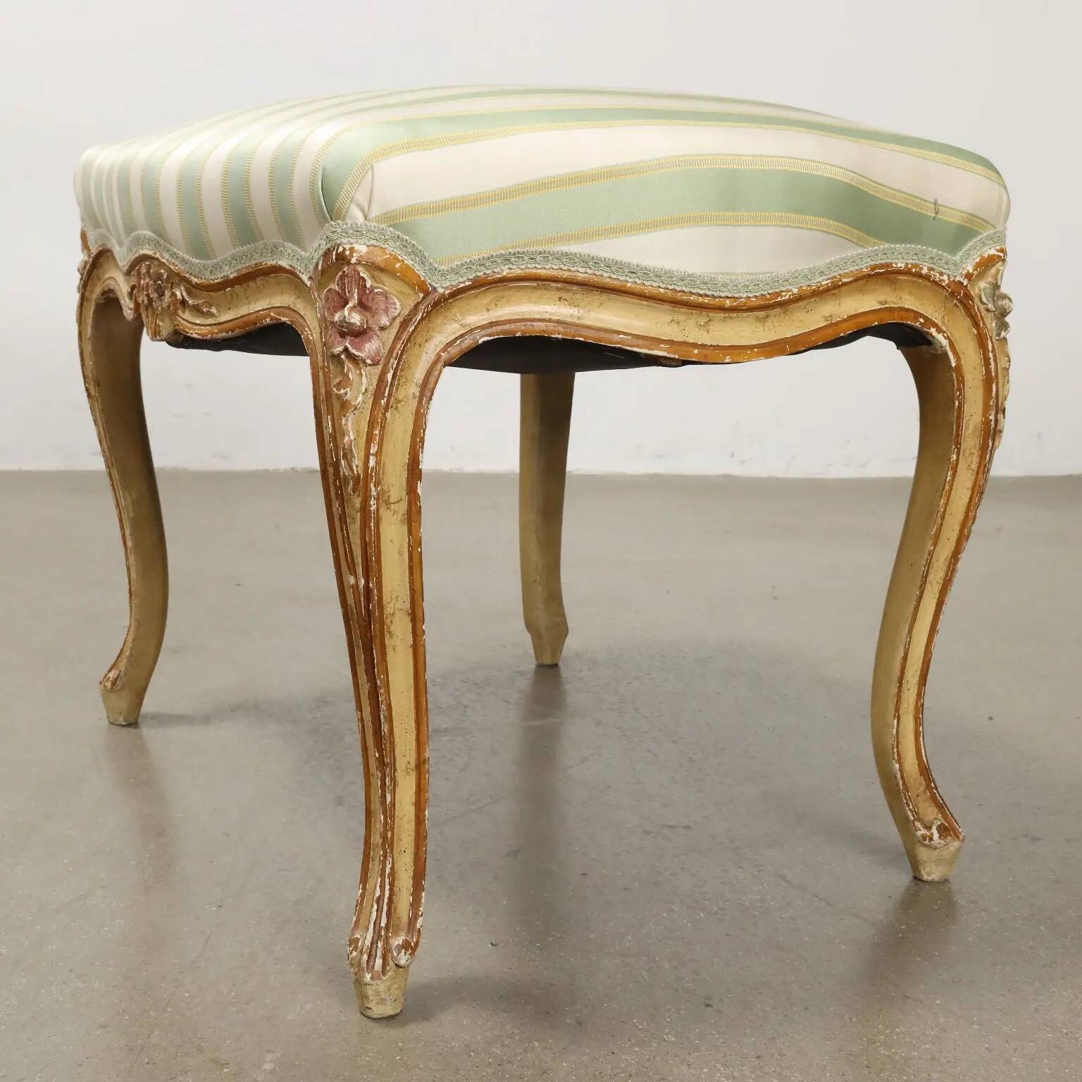 Rococo-style antique salon in wood, 20th century.