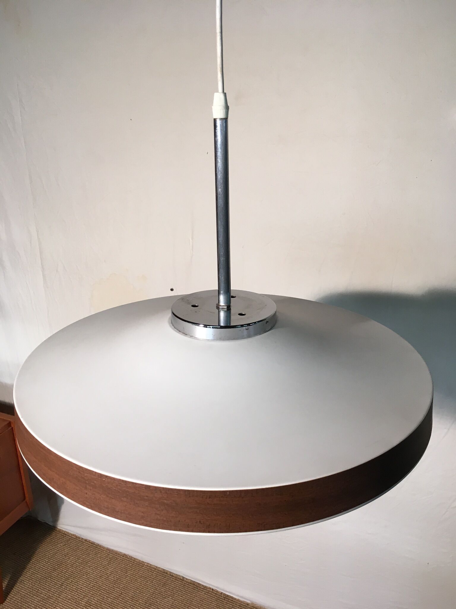 Scandinavian hanging lamp