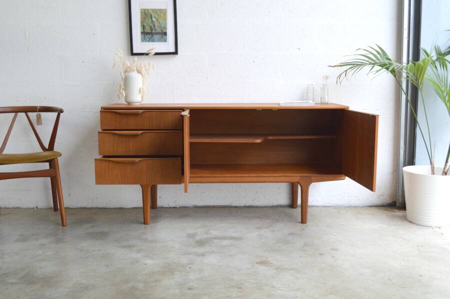 Teak sideboard by McIntosh 152 cm