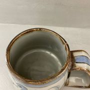 Vase mug en céramique artisanat mexicain signé oiseau fleur